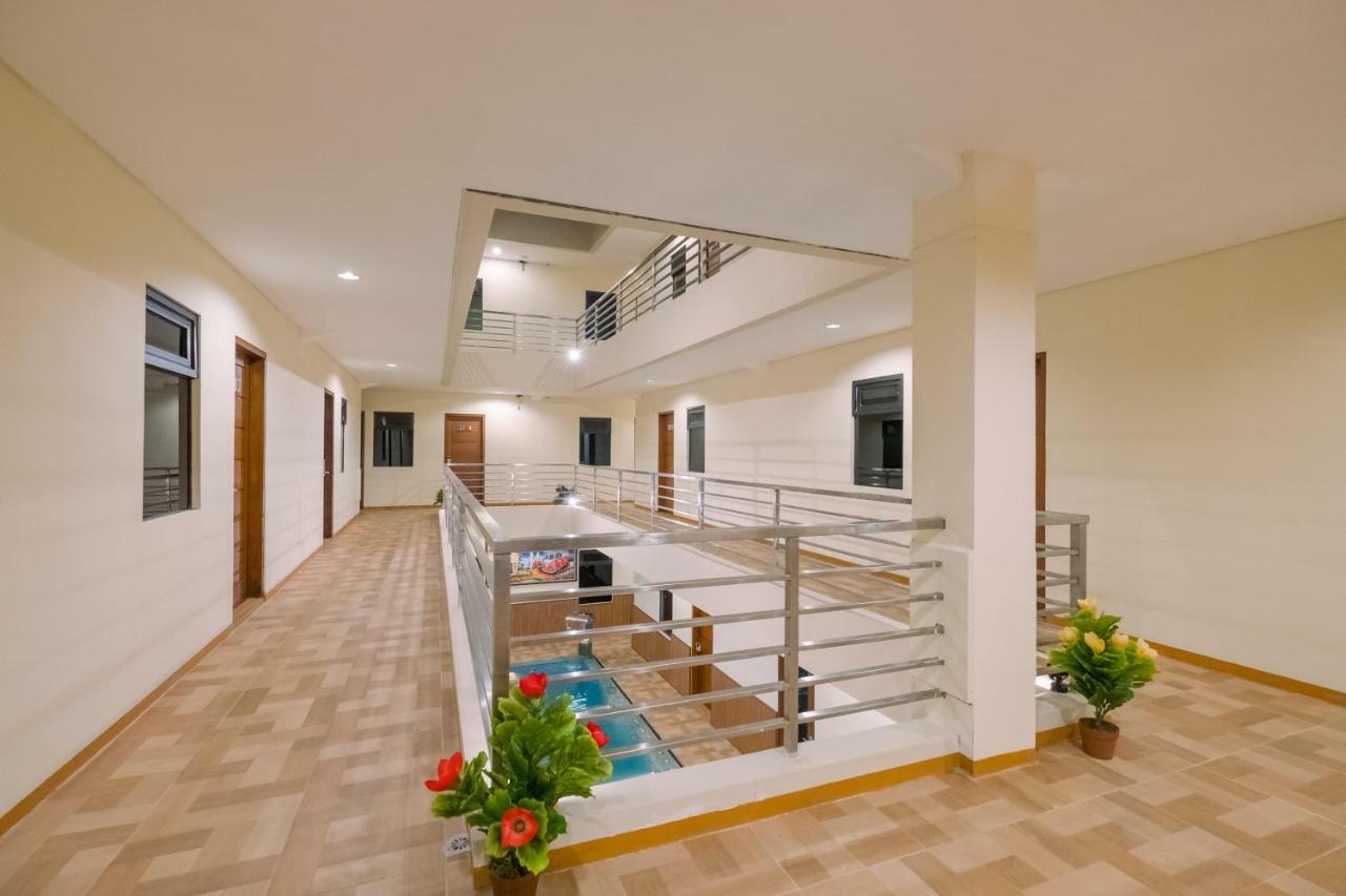 Caroline Guest House Canggu Exterior foto