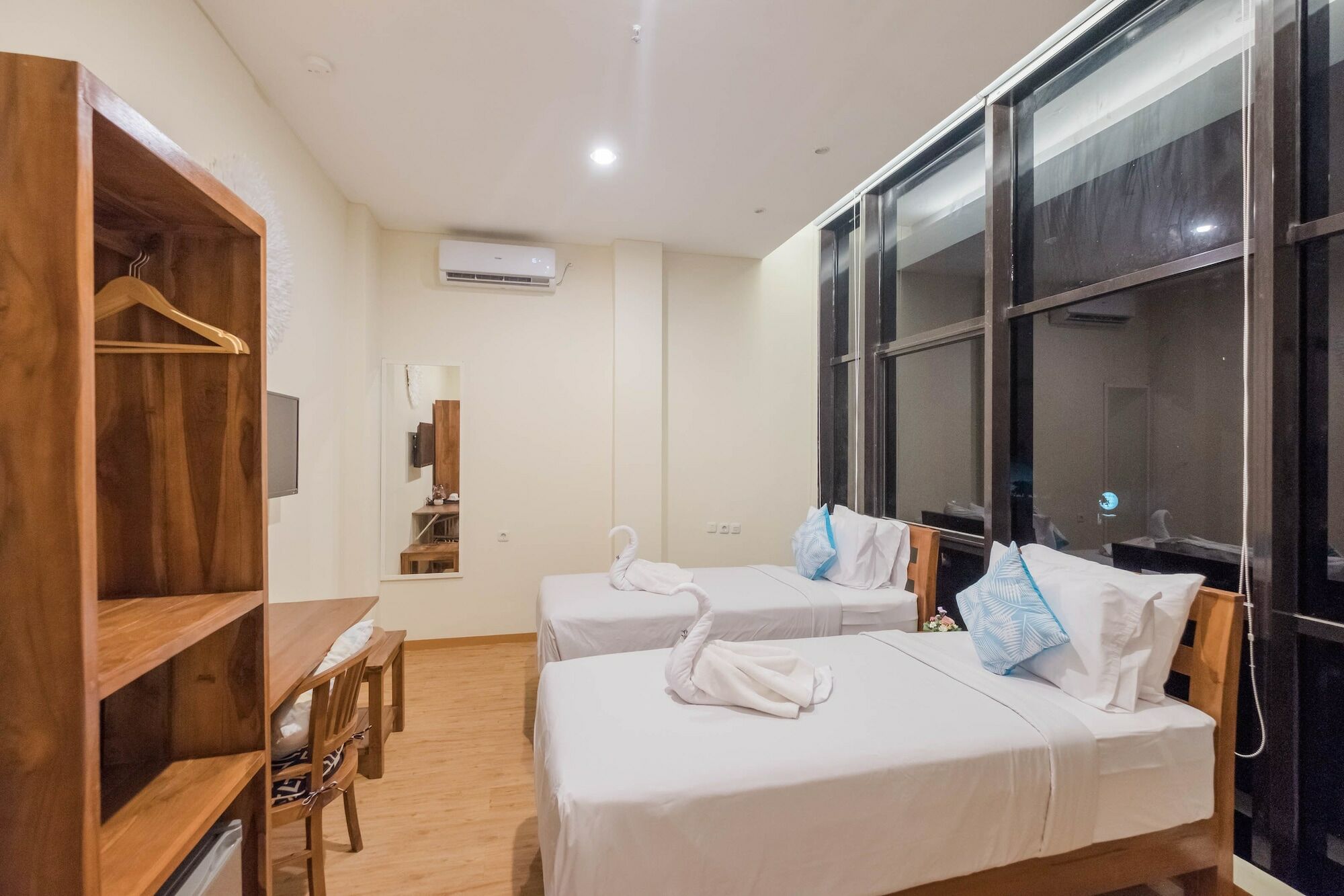 Caroline Guest House Canggu Exterior foto
